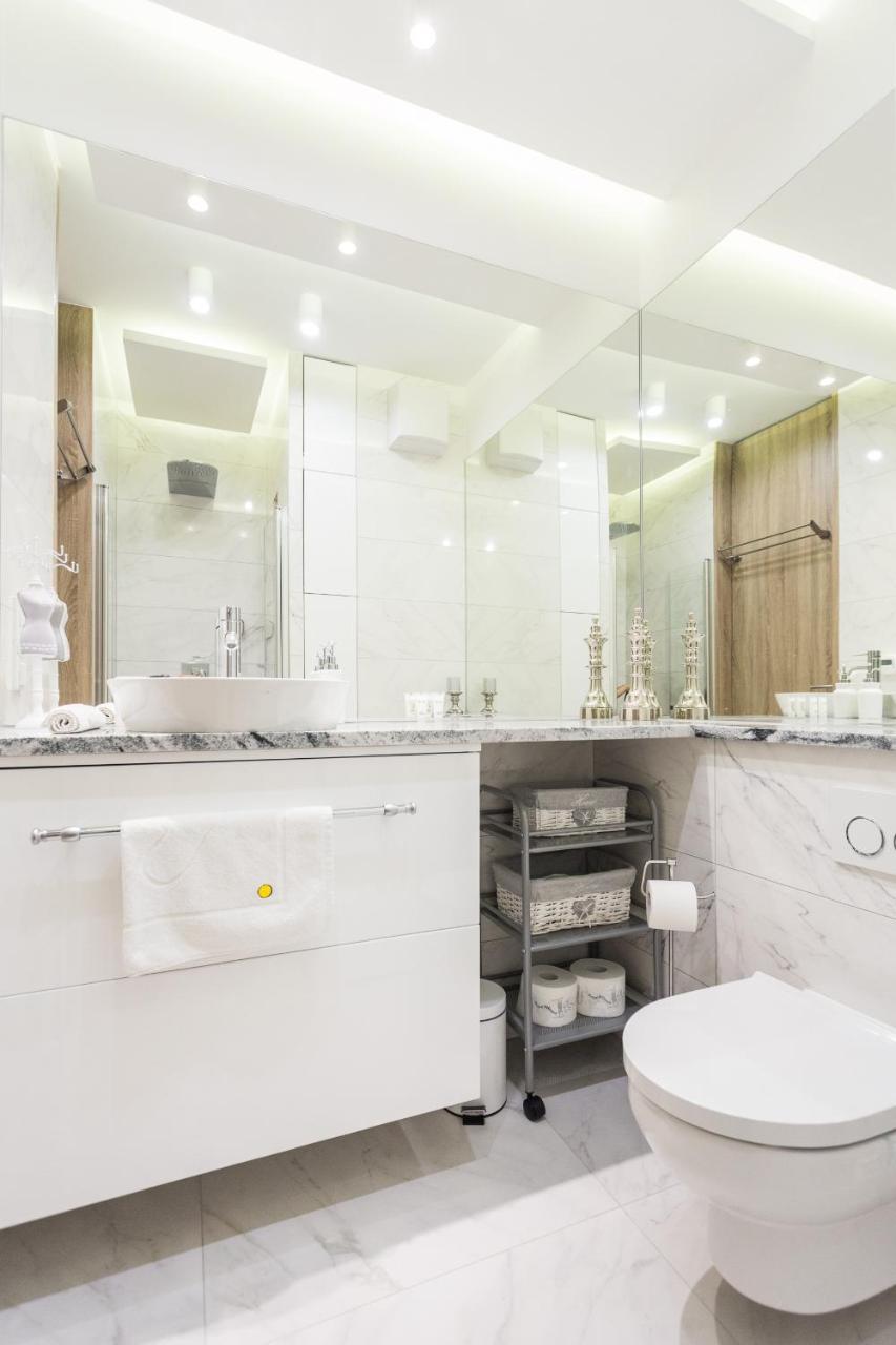 Main Station&Old Town Suites By Inpoint Krakow Bagian luar foto