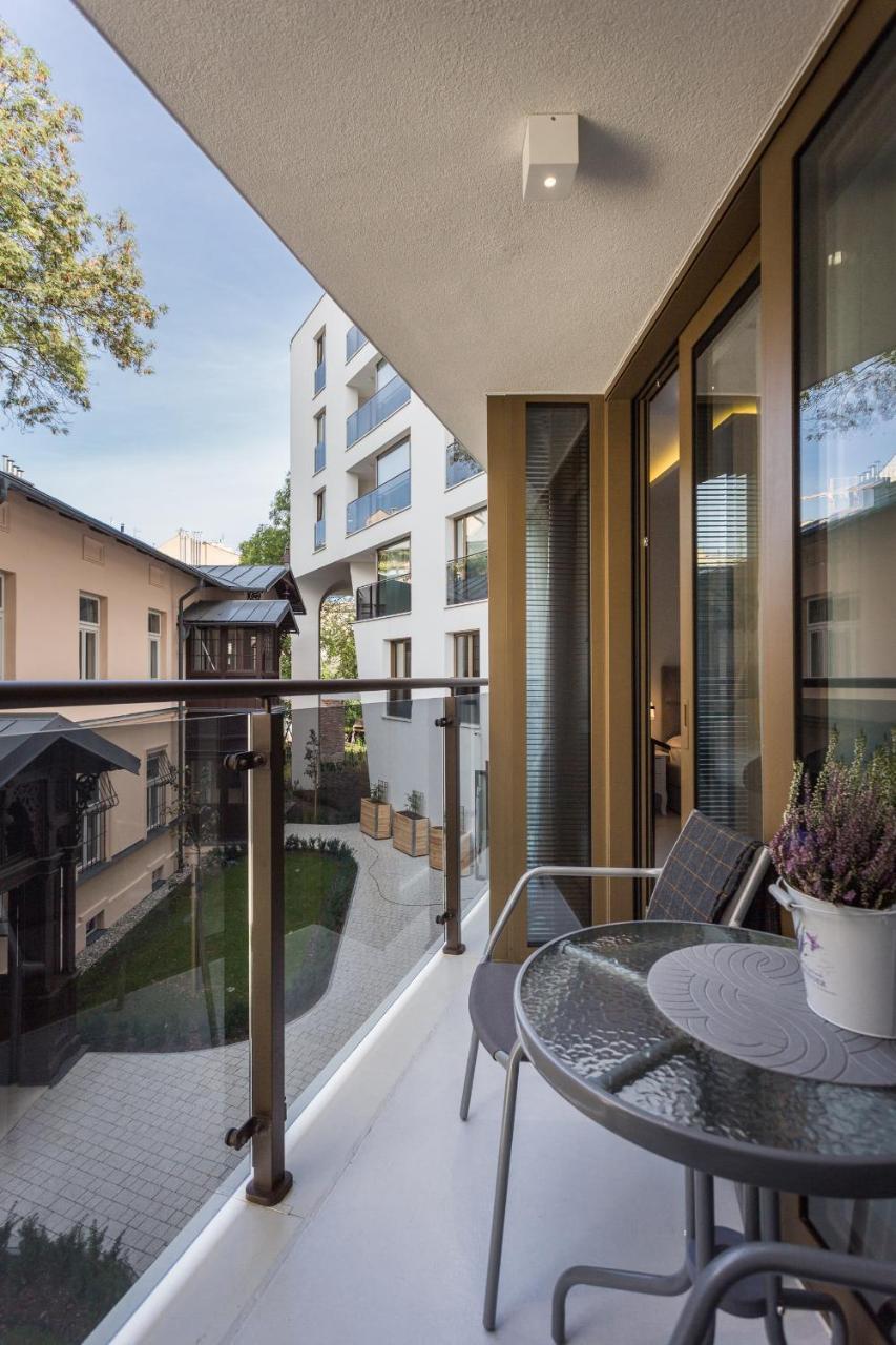 Main Station&Old Town Suites By Inpoint Krakow Bagian luar foto